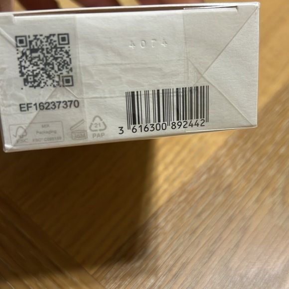 Burberry Her London Dream Eau de Parfum 3.3 - Picture 4 of 11